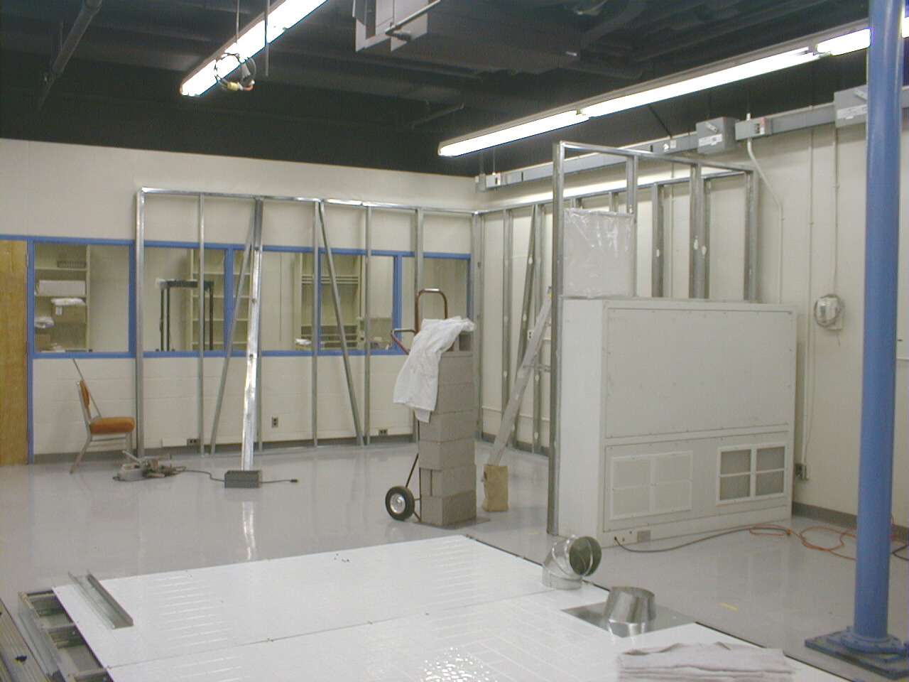 [Cleanroom during construction!]